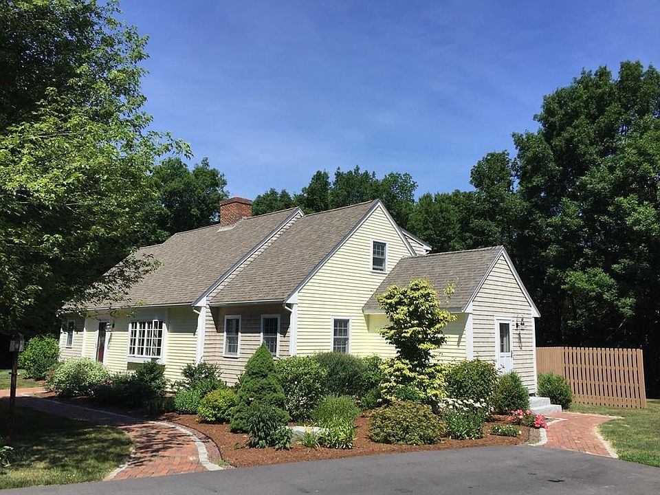 1st image of 138 Indian Hill St
