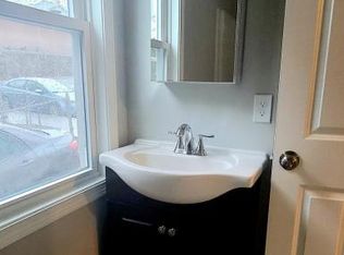 242 Robeson St, Fall River, MA 02720