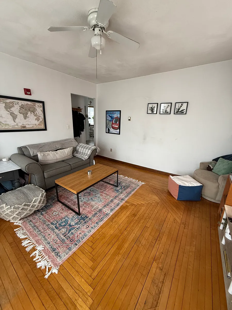 Building Photo - 585 Somerville Ave #3