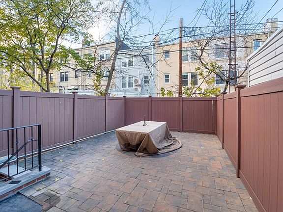 5th image of 20-60 33rd St #1