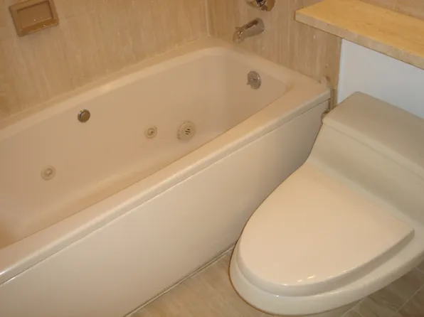 255 East 49th Street 10B image 10 of 10
