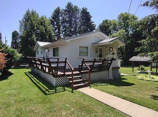 80 S Elkins Ave, Reedsville, WV 26547