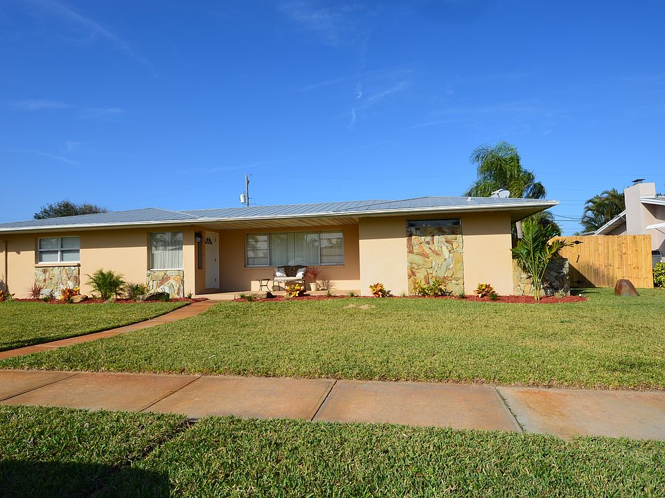 260 S Marco Way