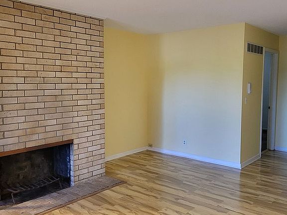 3rd image of 8718 Metcalf Ave APT 103