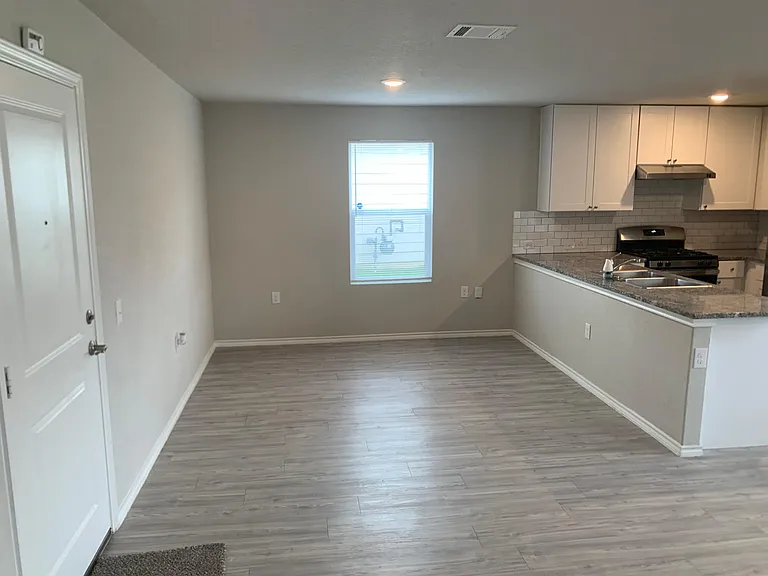 5606 Willow Breeze — Photo 11
