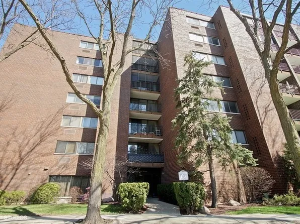 11 W Green St APT 202, Bensenville, IL 60106