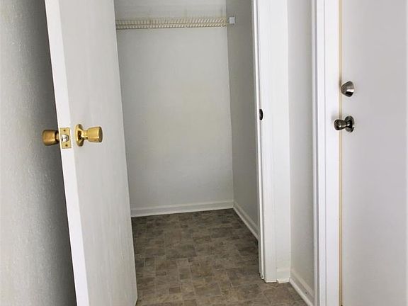 Private Entryway