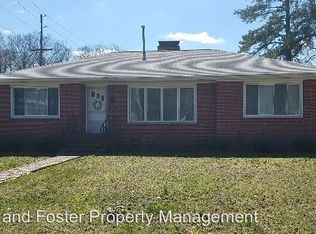1201 W Church St, Elizabeth City, NC 27909