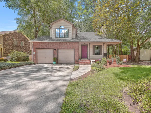 1020 Trotters Blvd, Summerville, SC 29483