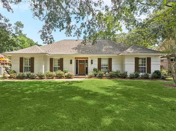 555 Laura Dr S, Mandeville, LA 70448
