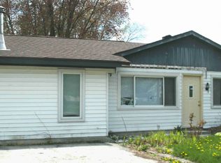 17612 Applegate St, Harlan, IN 46743