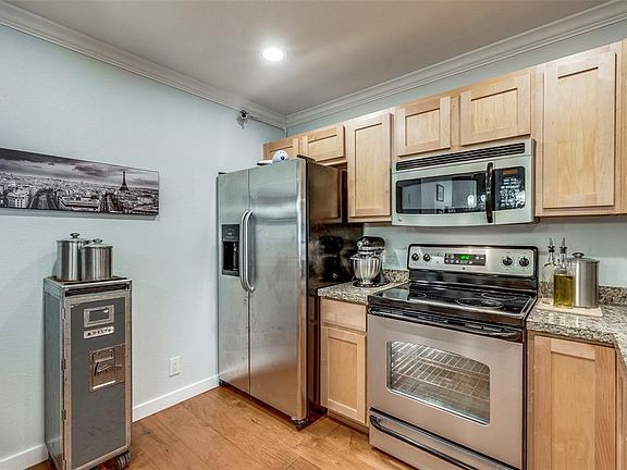5th image of 4777 Cedar Springs Rd APT 7D