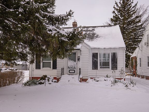 2nd image of 858 E 250th St