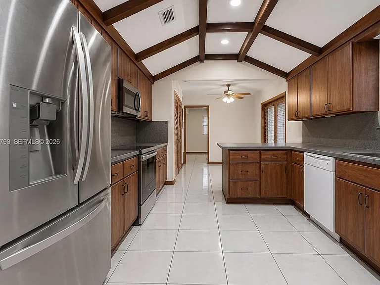 7365 N Augusta Dr — Photo 5