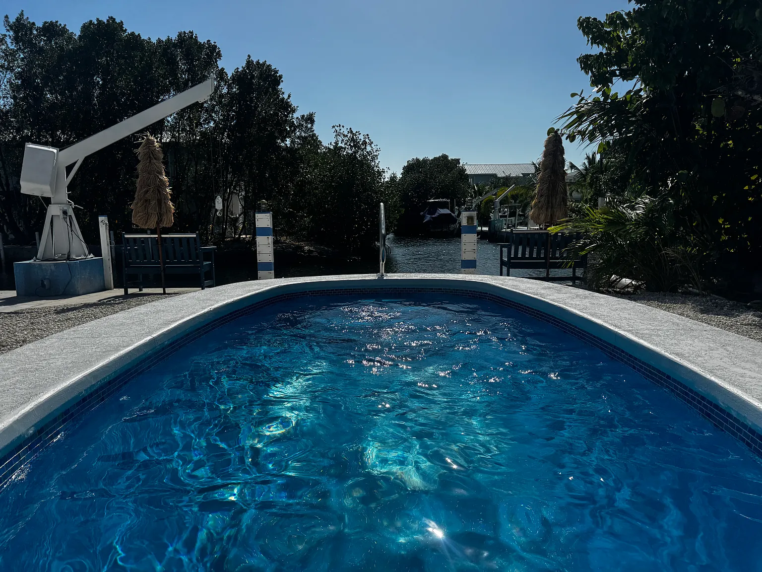 3 bed, 864 sqft, $6,800 — Photo 2