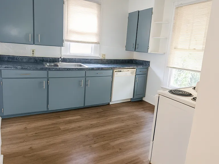 952 Curry Pl — Photo 12