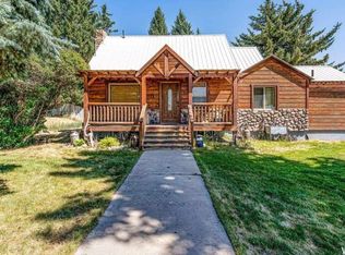 371 E Hooper Ave, Soda Springs, ID 83276