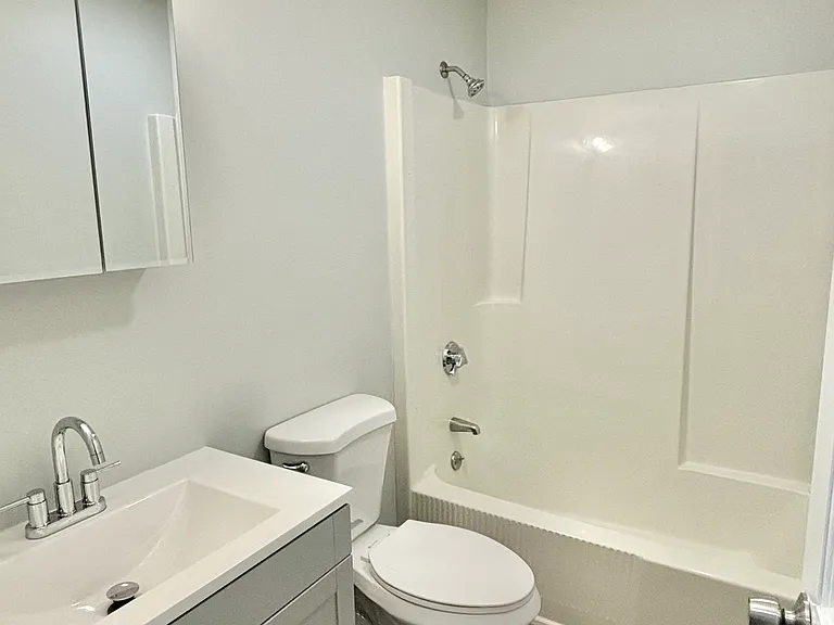 335 Plantation St #1-R — Photo 11
