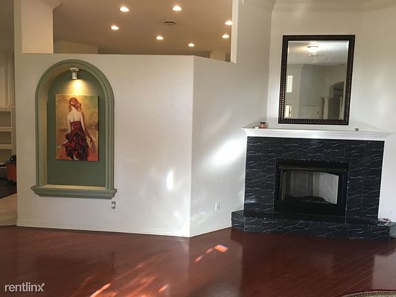 5th image of 5329 N Amarillo Dr