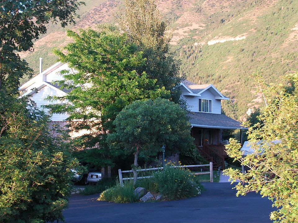 1st image of 470 S Woodland Hills Dr