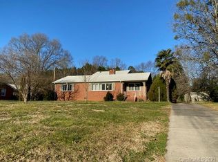 4410 Freedom Dr, Charlotte, NC 28208