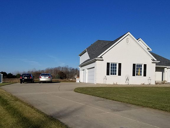 2nd image of 9262 Arbor Ct