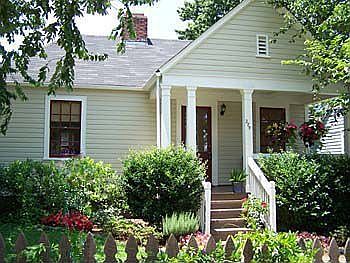 Charming Cabbagetown Cottage