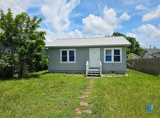 5011 40th St N, Saint Petersburg, FL 33714