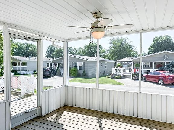 5th image of 8 Cherokee Ln E