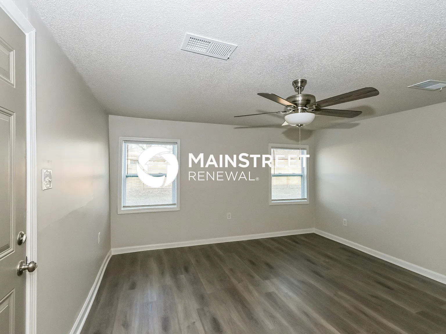 1751 Capri St — Photo 3