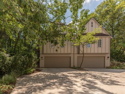 609 Ridgewood Ct, Ann Arbor, MI, 48103