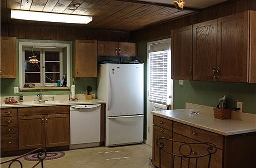 2nd image of 4024 Cottonwood St