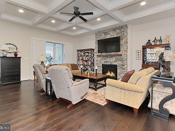 3rd image of 42806 Crane Meadows Sq