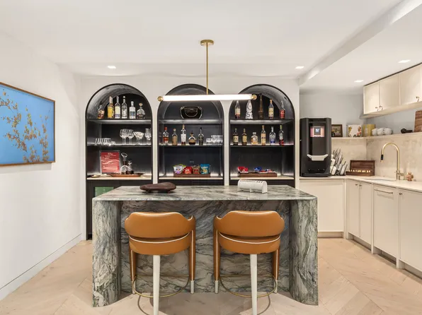 110 Central Park South image 11 of 14