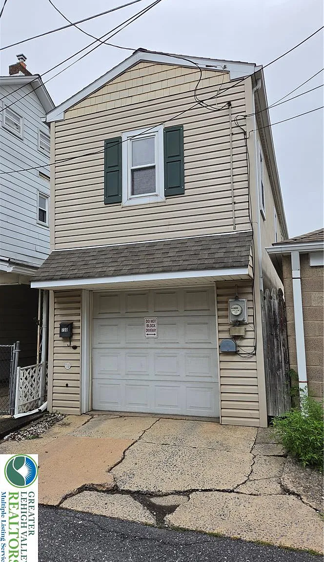 1 bed, 1.0 bath, 600 sqft, $1,250 — Photo 1