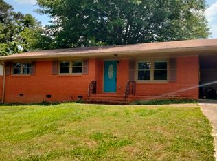 2364 Woodcastle Ln, Atlanta, GA 30316