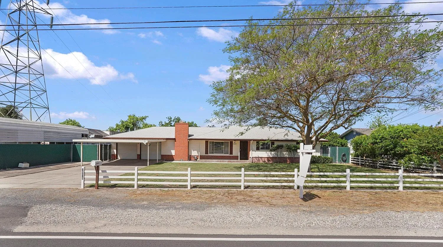 16617 S Austin Rd photo 1