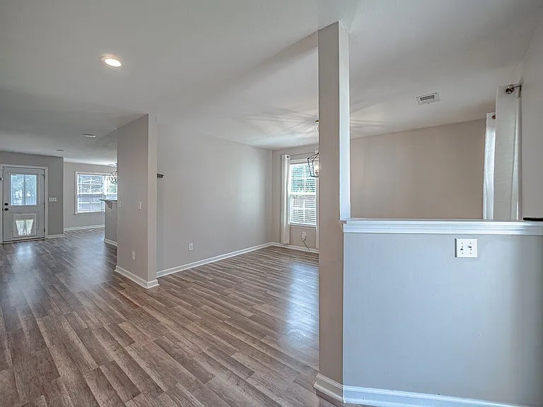 1586 Ruger Dr — Photo 11