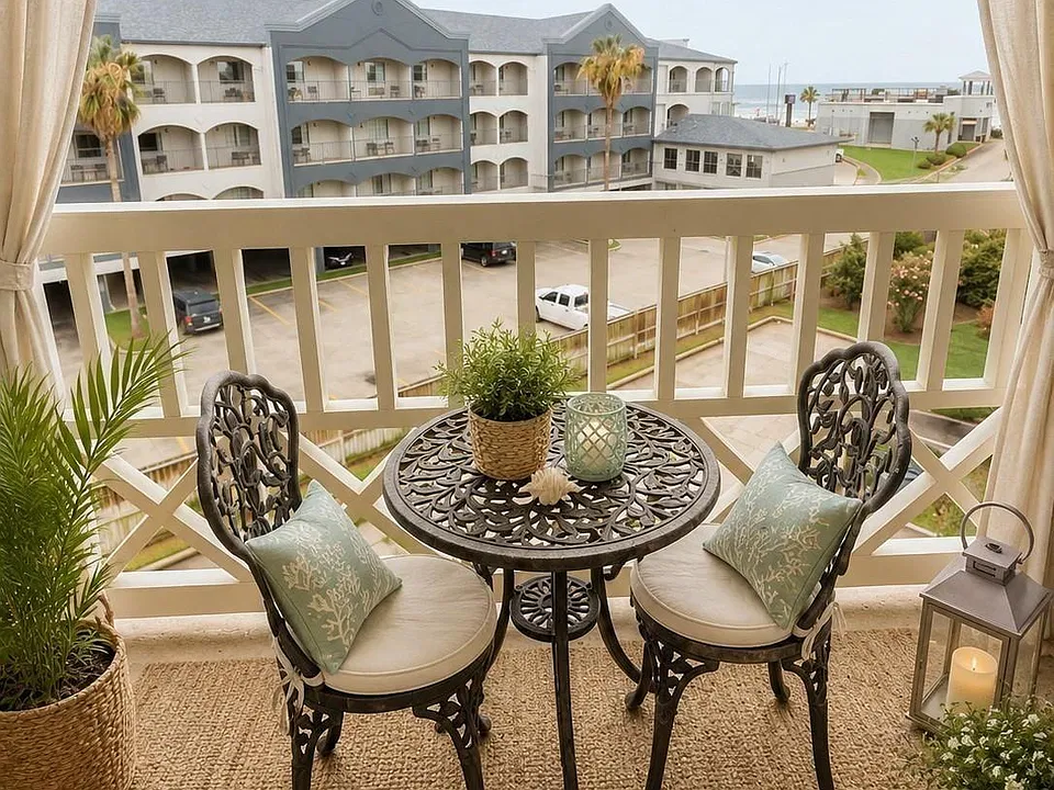 6300 Seawall Blvd #3326