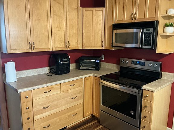 5th image of 116 Cardinal Dr