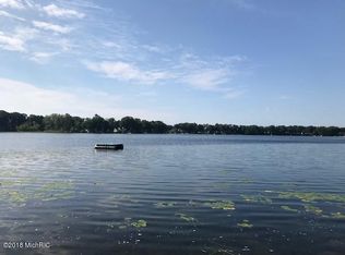 27821 North St, Gobles, MI 49055