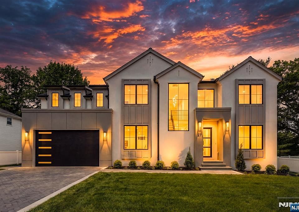 1st image of 27 Garret Pl