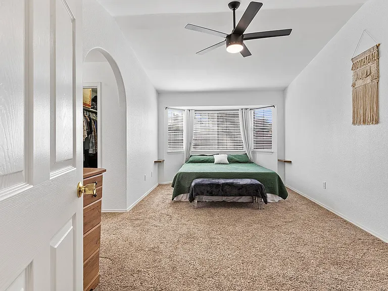 604 Venus Ave — Photo 14