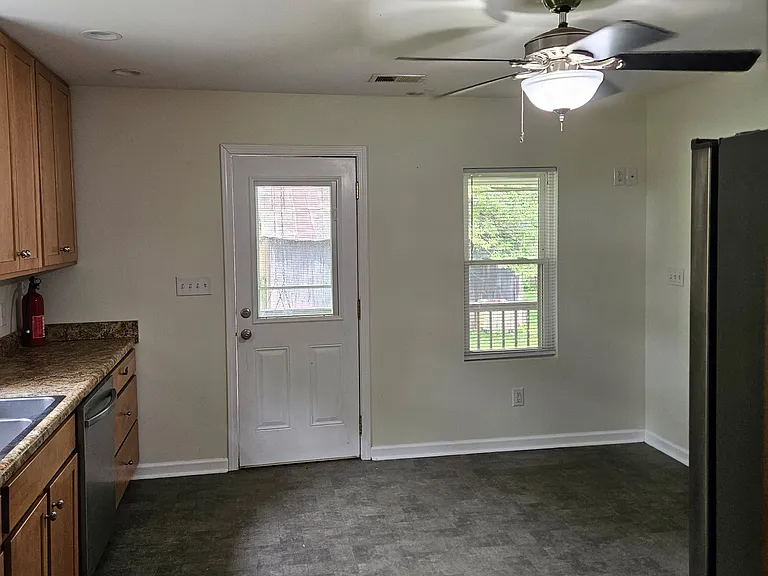 1566 Normandy Rd — Photo 2