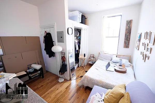 Rented by NMRE | media 8