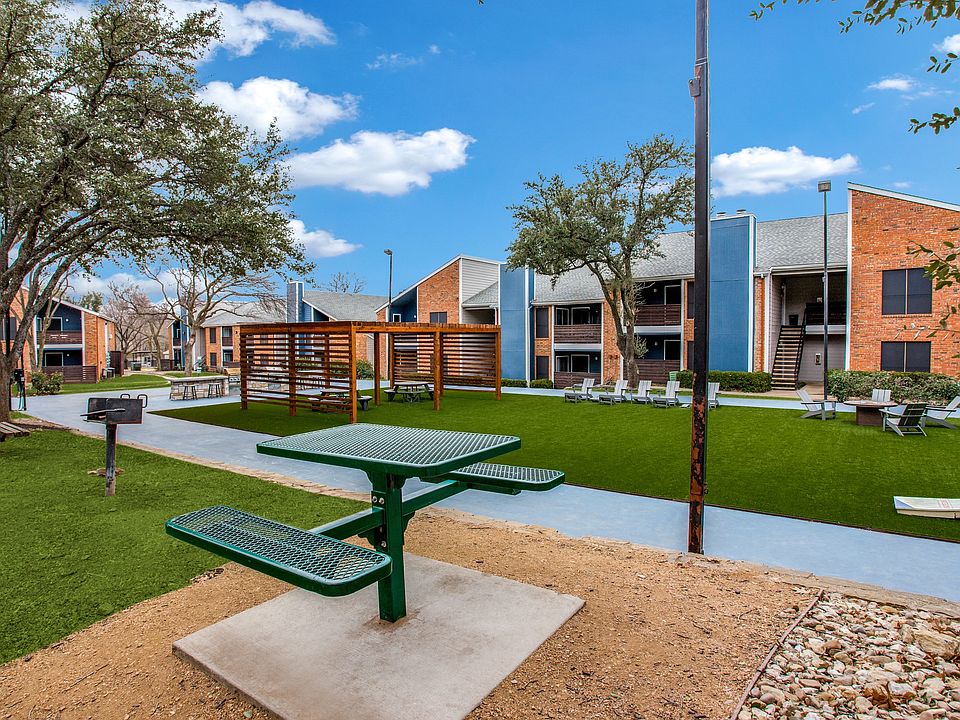 The Barcelona on Chisholm Trail 5101 Overton Ridge Blvd Fort Worth TX