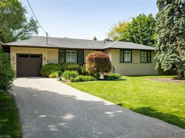 1171 Tisdale St, Oakville, ON L6L 2S9