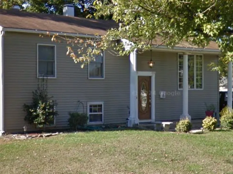 929 Princeton Ter — Photo 1