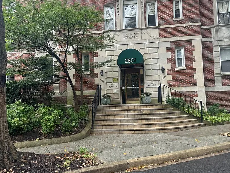 2801 Adams Mill Rd NW #105 — Photo 1