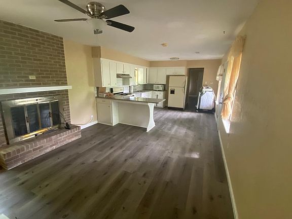 2nd image of 3843 County Road 317